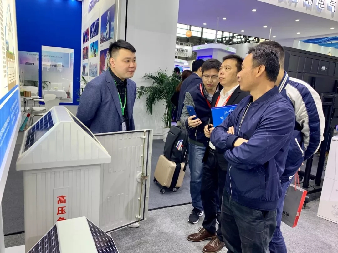 1589763912426014.jpg 640.webp (3).jpg