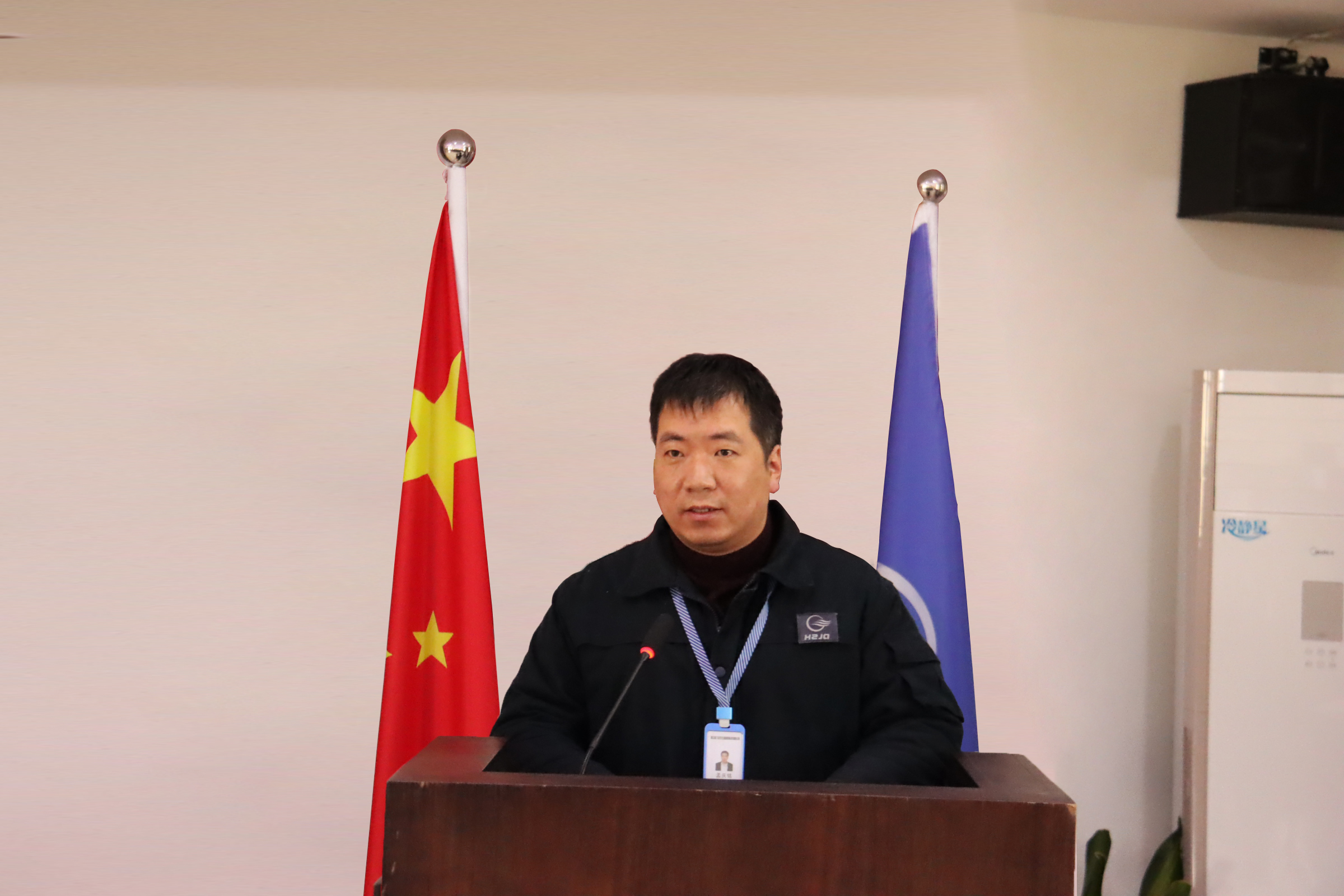 1675645061749312.jpg 64169506e8b35a92cad376057d08175.jpg