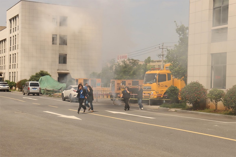 1683766440204487.jpg 9999965.jpg